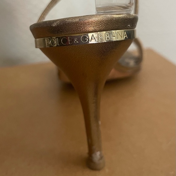 Dolce & Gabbanna vintage sandals. Size 39 fits like an 8.5 - Picture 6 of 16